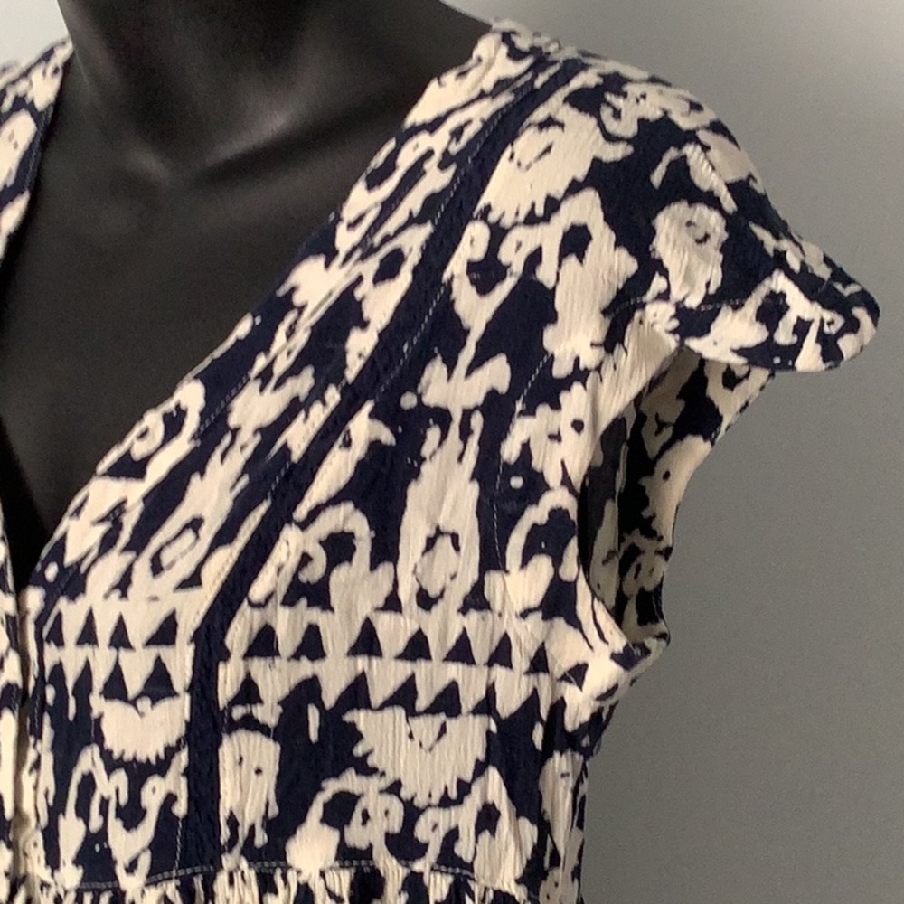 ANTHROPOLOGIE- Vanessa Virginia Top - Picture 5 of 10
